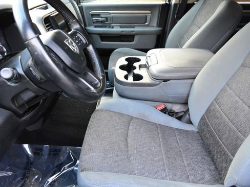 Used 2019 RAM 1500 Big Horn image 11