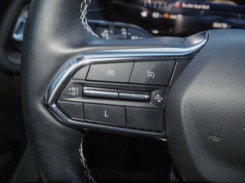 Used 2024 Chevrolet Traverse LS AWD/4WD image 28