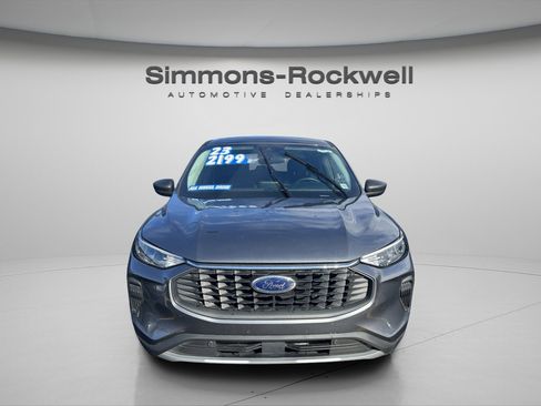 Used 2023 Ford Escape Active image 1