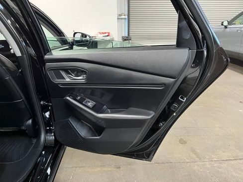 Used 2024 Honda Accord Touring image 15