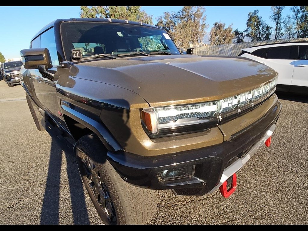 Used 2024 GMC Hummer EV 2X w/ LPO, Illumination Package AWD/4WD image 2