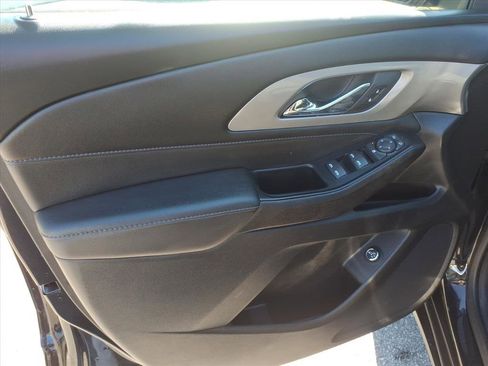 Used 2023 Chevrolet Traverse LT w/ Rear Camera Mirror Package AWD/4WD image 23