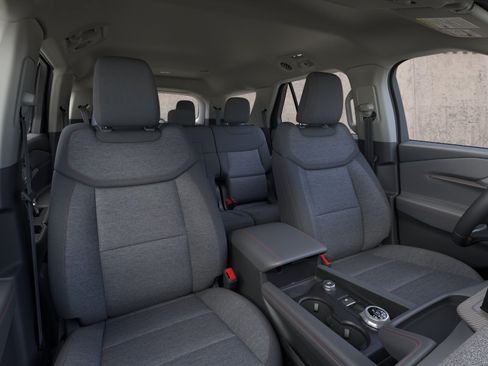 Used 2026 Ford Explorer Active RWD image 10