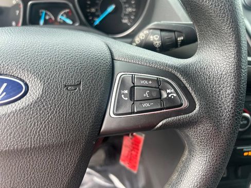 Used 2018 Ford Escape SE w/ Ford Safe & Smart Package FWD image 24