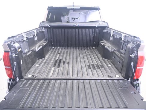 Used 2025 Toyota Tacoma TRD Pro AWD/4WD image 15