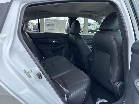 New 2026 Nissan Sentra SR w/ SR Premium Package FWD image 17