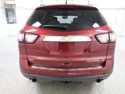 Used 2015 Chevrolet Traverse LTZ AWD/4WD image 8