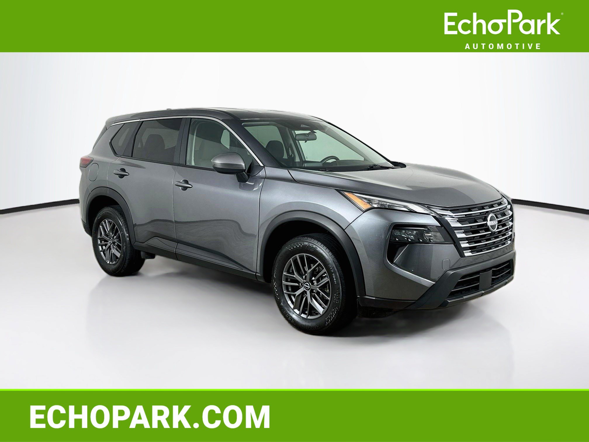Used 2026 Nissan Rogue SV AWD/4WD image 1