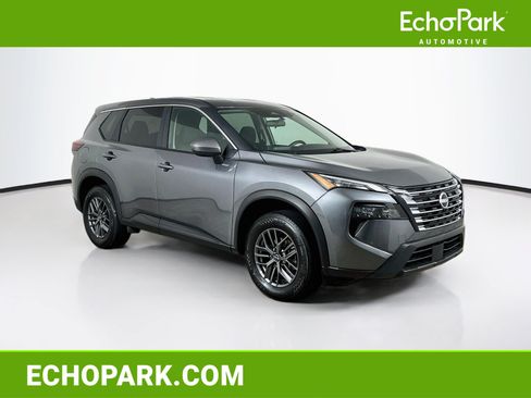 Used 2026 Nissan Rogue SV AWD/4WD image 1