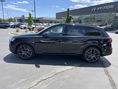 Used 2023 Audi Q7 3.0T Prestige w/ Prestige Package AWD/4WD image 12