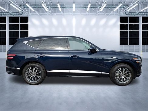 Used 2025 Genesis GV80 2.5T image 2