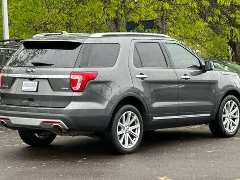 Used 2016 Ford Explorer Limited AWD/4WD image 2