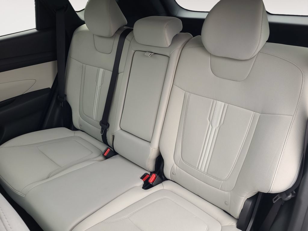 New 2026 Hyundai Tucson SEL Plus FWD image 13