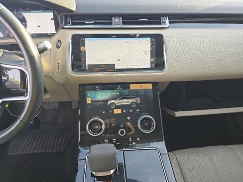 Used 2021 Land Rover Range Rover Velar S AWD/4WD image 13