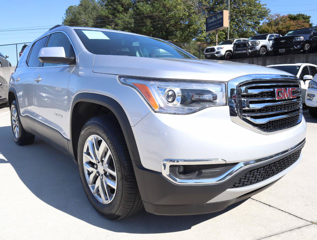 Used 2019 GMC Acadia SLT FWD image 9