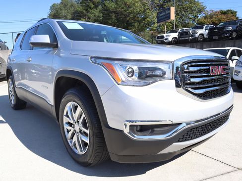 Used 2019 GMC Acadia SLT FWD image 9