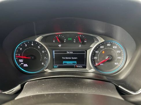 Used 2018 Chevrolet Equinox LT w/ Sun & Infotainment Package FWD image 17