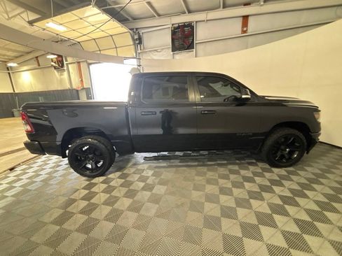 Used 2020 RAM 1500 Big Horn AWD/4WD image 5