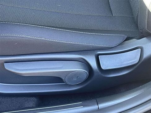 New 2026 Hyundai Elantra SE image 17