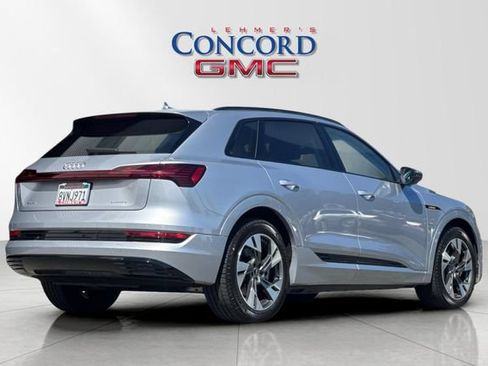 Used 2021 Audi e-tron Premium w/ Convenience Plus Package AWD/4WD image 4