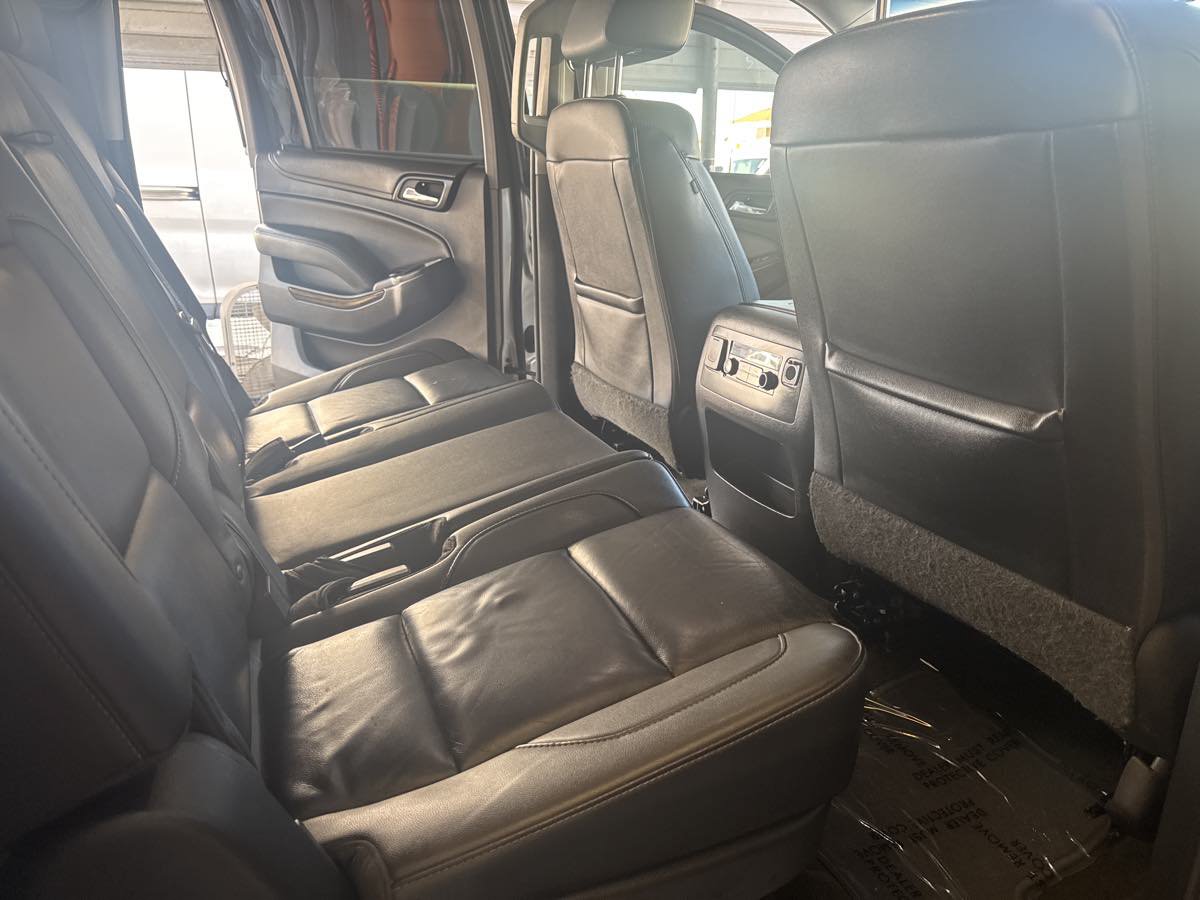 Used 2016 Chevrolet Suburban LT RWD image 13