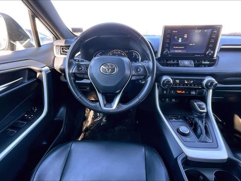 Used 2019 Toyota RAV4 XSE image 5