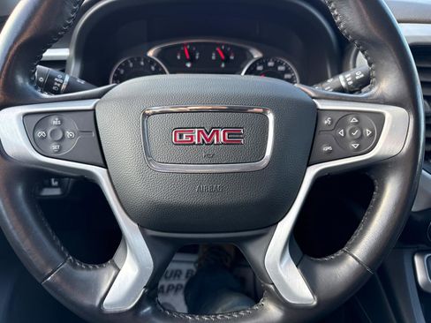 Used 2020 GMC Acadia SLE w/ Driver Convenience Package image 18