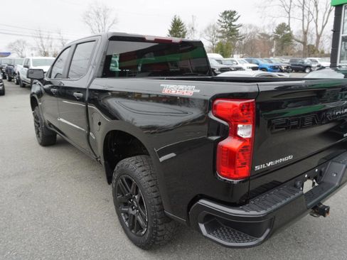Used 2022 Chevrolet Silverado 1500 Custom Trail Boss AWD/4WD image 4