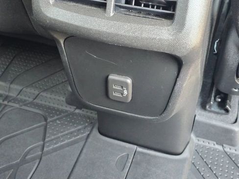 Used 2021 Chevrolet Equinox LT w/ Driver Convenience Package FWD image 20