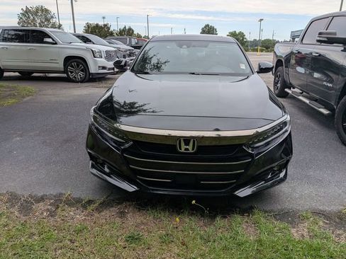 Used 2022 Honda Accord Sport image 2