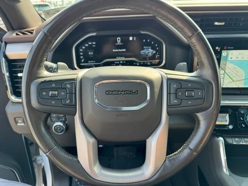 Used 2022 GMC Sierra 1500 Denali w/ Denali Reserve Package AWD/4WD image 17