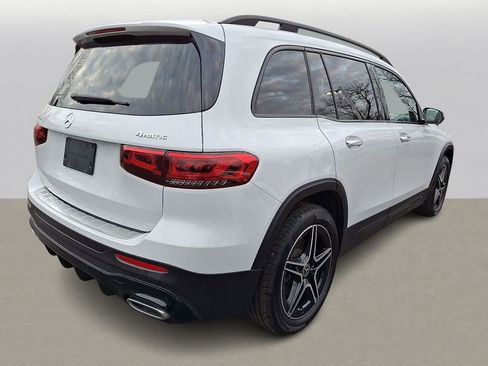 Used 2022 Mercedes-Benz GLB 250 4MATIC w/ AMG Line image 5