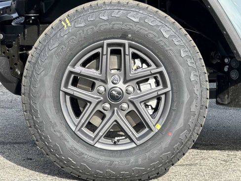 New 2026 Jeep Gladiator Sport AWD/4WD image 24