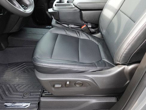 Used 2023 Chevrolet Silverado 1500 Custom w/ LPO, Dark Essentials Package image 12