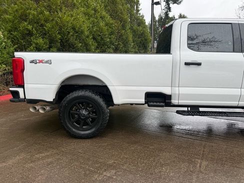 Used 2024 Ford F350 XLT image 16