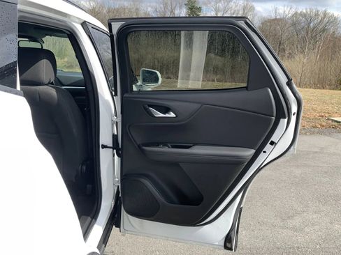 Used 2019 Chevrolet Blazer LT image 27