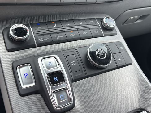 Used 2020 Hyundai Palisade SE FWD image 19