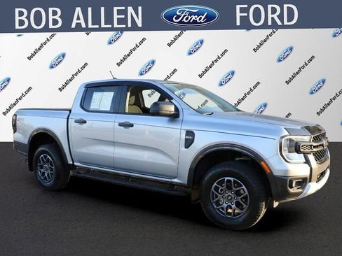Used 2024 Ford Ranger XLT w/ FX4 Off-Road Package AWD/4WD image 2