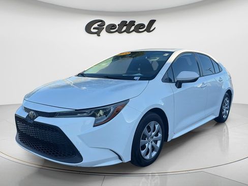 Used 2020 Toyota Corolla LE FWD image 1