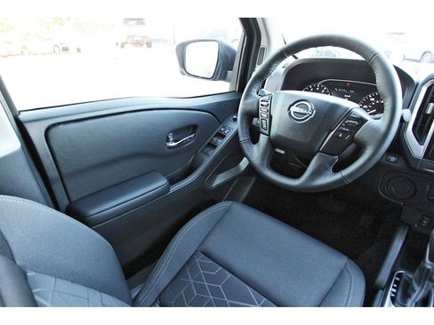 New 2026 Nissan Frontier SV image 6