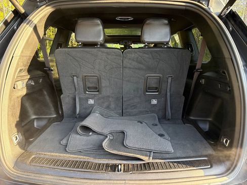 Used 2024 Jeep Grand Cherokee L Limited w/ Luxury Tech Group II image 30