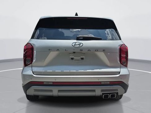 Used 2025 Hyundai Palisade SEL FWD image 5