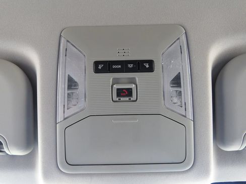 Used 2020 Toyota RAV4 LE w/ All Weather Liner Package AWD/4WD image 26