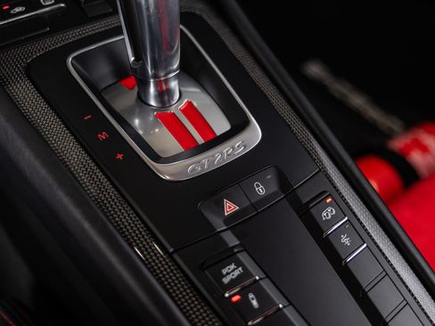 Certified 2019 Porsche 911 GT2 RS RWD image 62