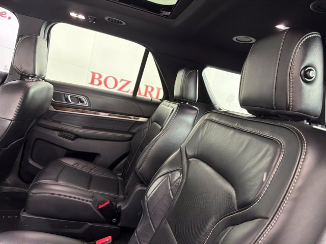 Used 2018 Ford Explorer Platinum AWD/4WD image 31