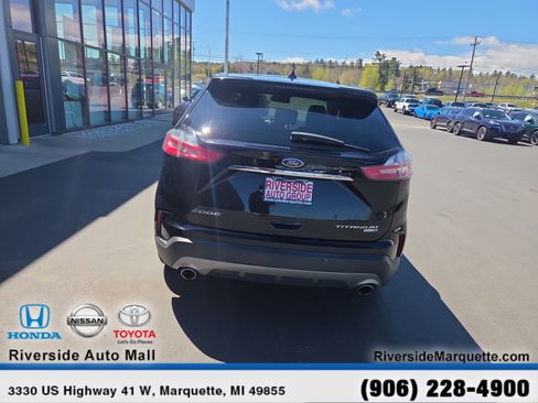 Used 2020 Ford Edge Titanium w/ Equipment Group 301A AWD/4WD image 7