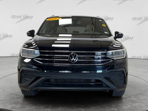Used 2023 Volkswagen Tiguan SE AWD/4WD image 7