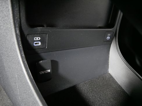 Used 2023 Subaru Solterra AWD image 30