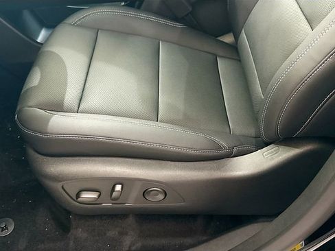 New 2026 Chevrolet Traverse LT w/ LPO, Floor Liner Package image 20