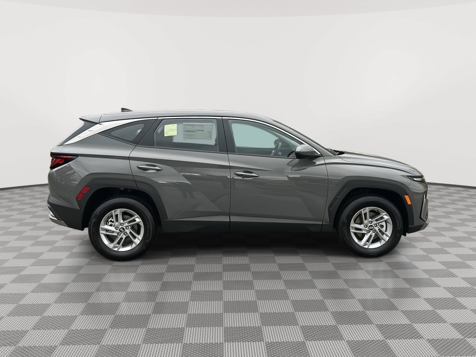 Used 2026 Hyundai Tucson SE AWD/4WD image 4
